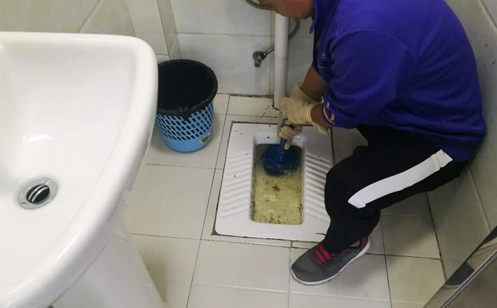 贡觉疏通蹲坑